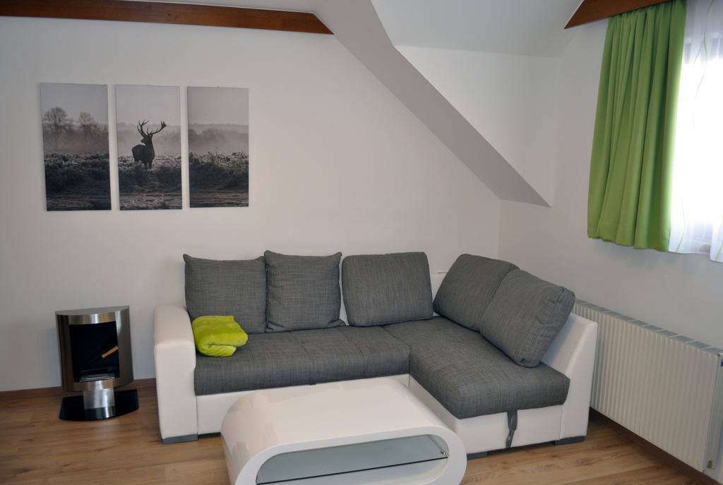 Mathiasl Panorama Ferienwohnungen Bodensdorf Rum bild