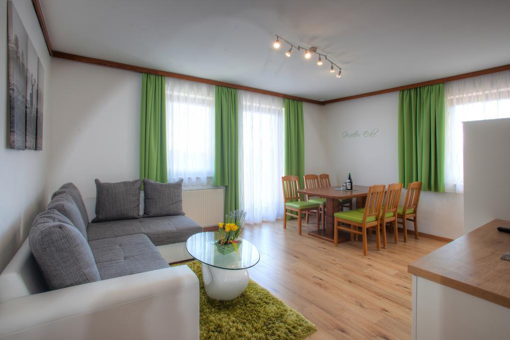 Mathiasl Panorama Ferienwohnungen Bodensdorf Exteriör bild